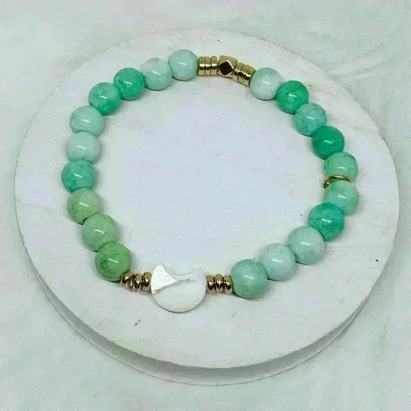 Crescent Moon Beaded Green Bracelet - Picture 2 of 8